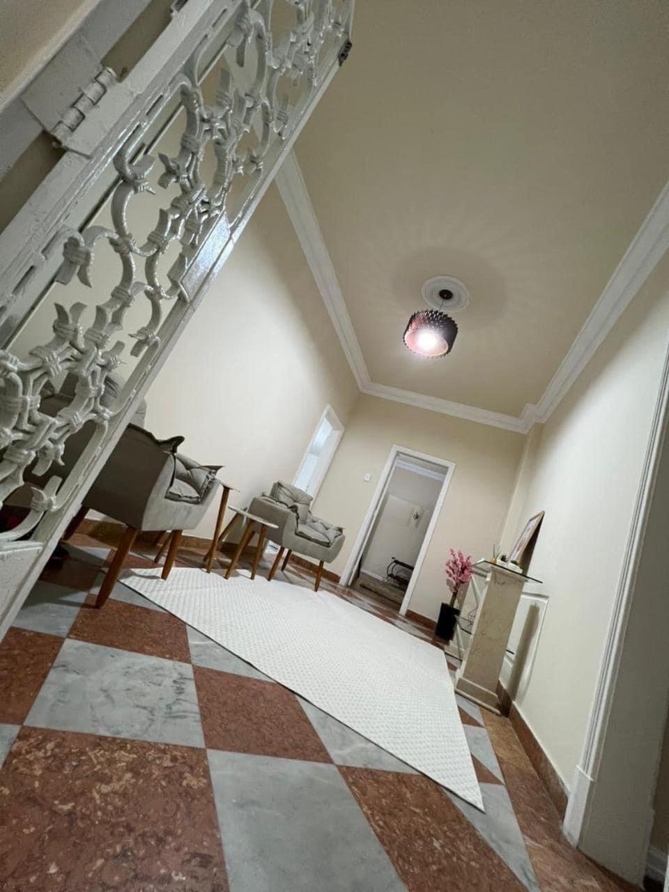 Real 410 Apartment